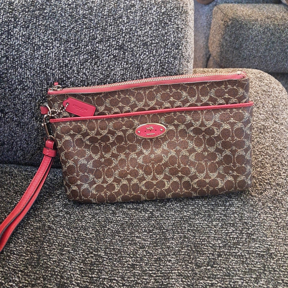Coach Signature Double Zip Wristlet in Brown with Pink Trim
